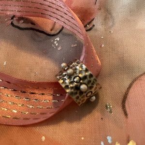 Unique Silver Pearl Style Ring